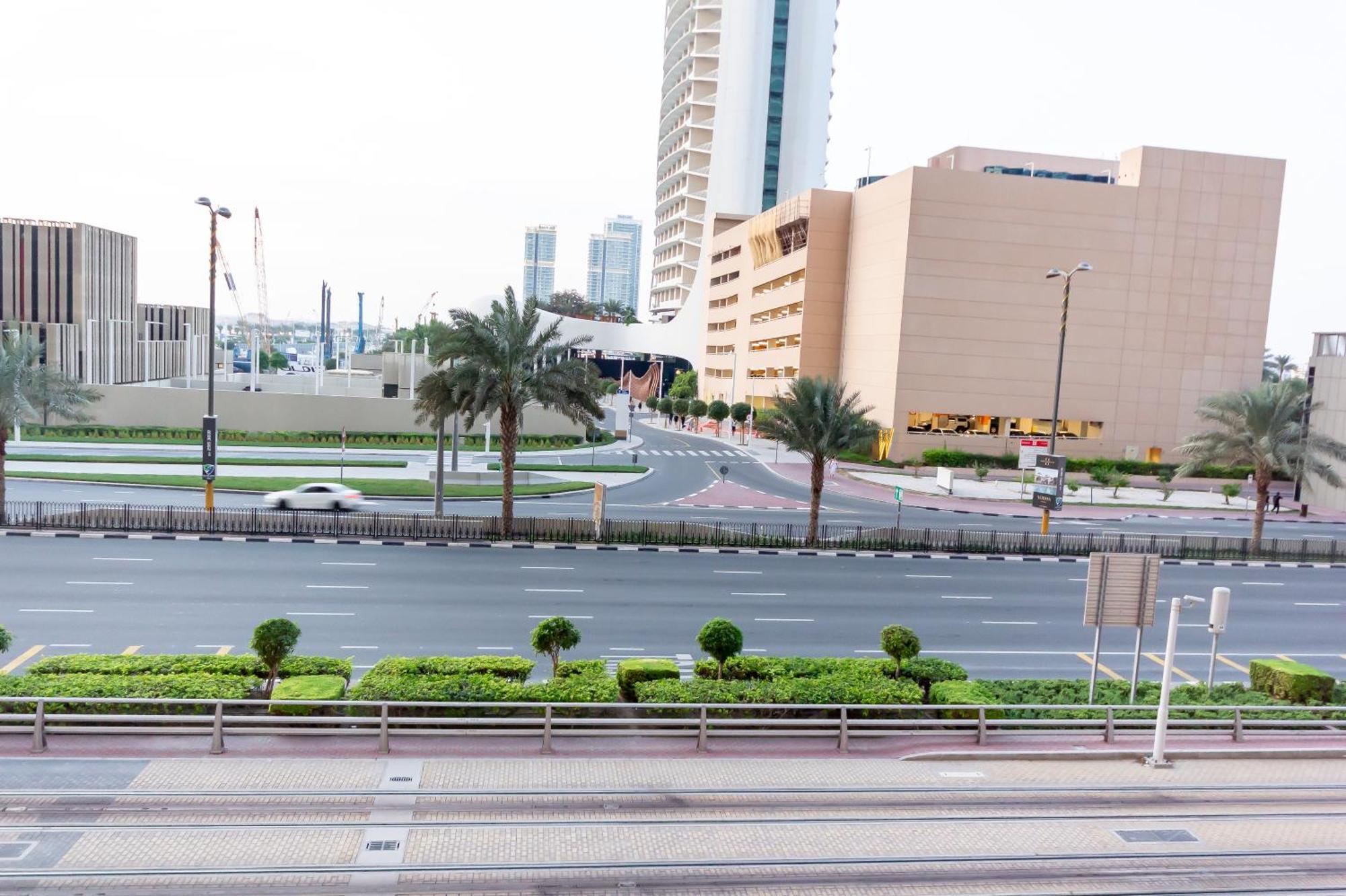 Nice Single Rooms For "Girls" Only In Dubai, Marina Exterior photo