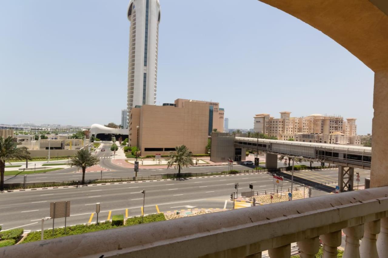 Nice Single Rooms For "Girls" Only In Dubai, Marina Exterior photo