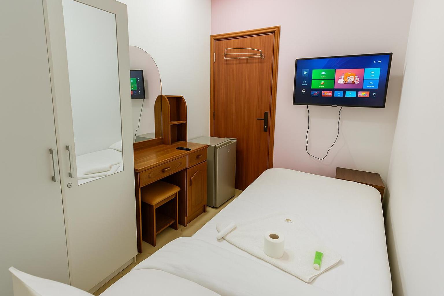 Nice Single Rooms For "Girls" Only In Dubai, Marina Exterior photo